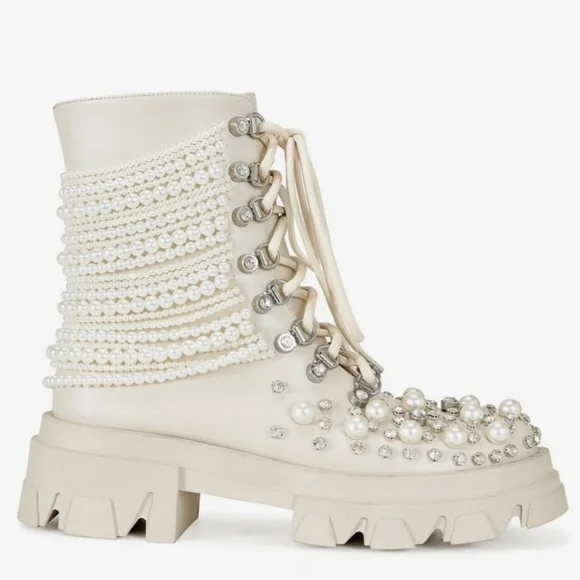 Twinkley Pearl Rhinestone hiking boot AZALEA WANG Beige Off White Shoes  6 1/2 - Picture 3 of 7